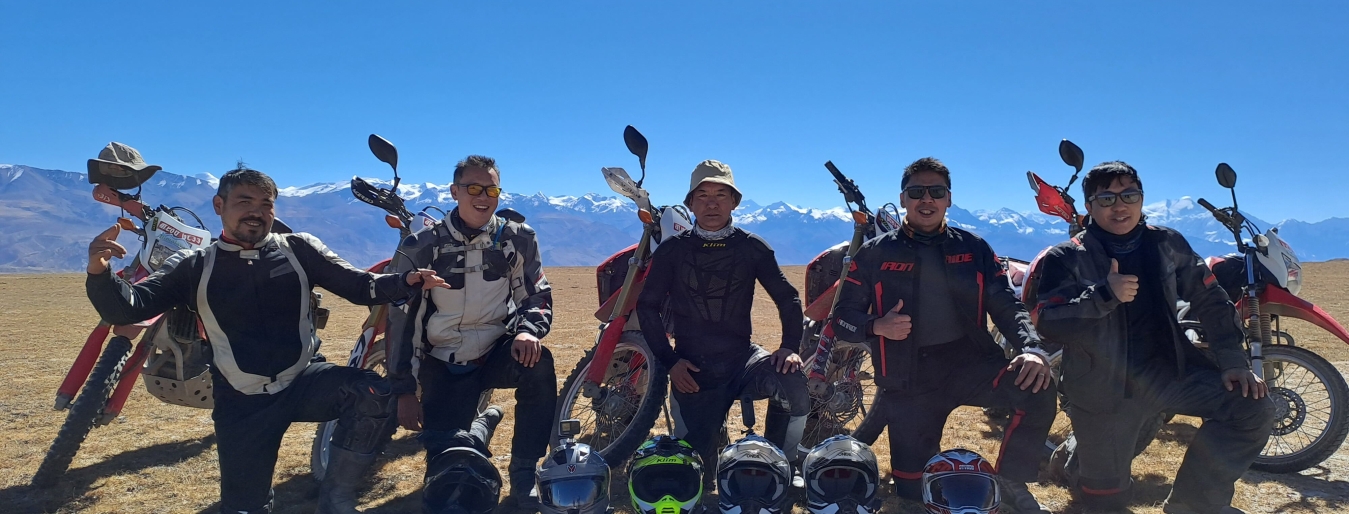 Annapurna circuit motorbike tour