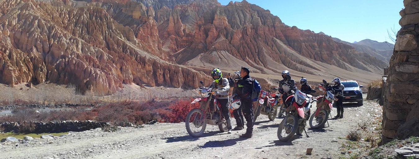 Annapurna circuit motorbike tour