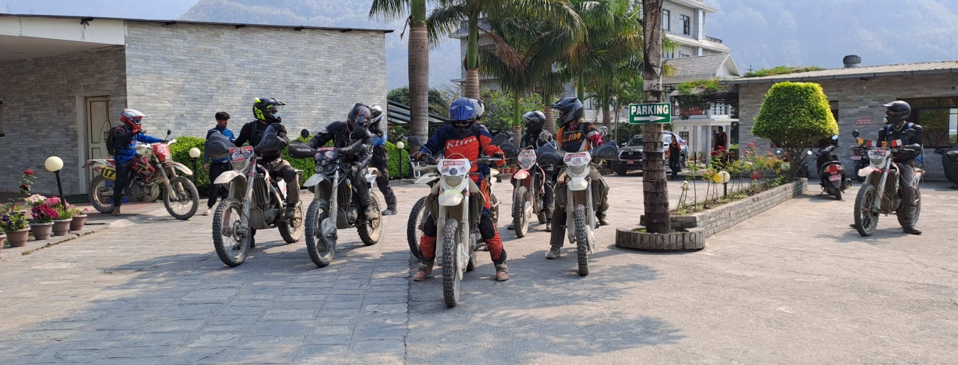 Manang Motorbike Tour